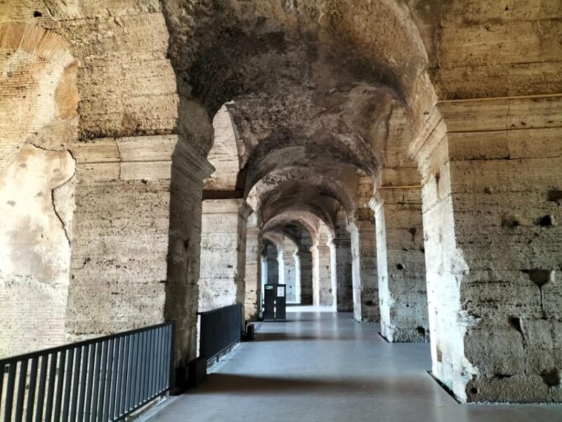 Rome: Colosseum Express Guided Tour with Roman Forum Entry - Important Tips for Attendees
