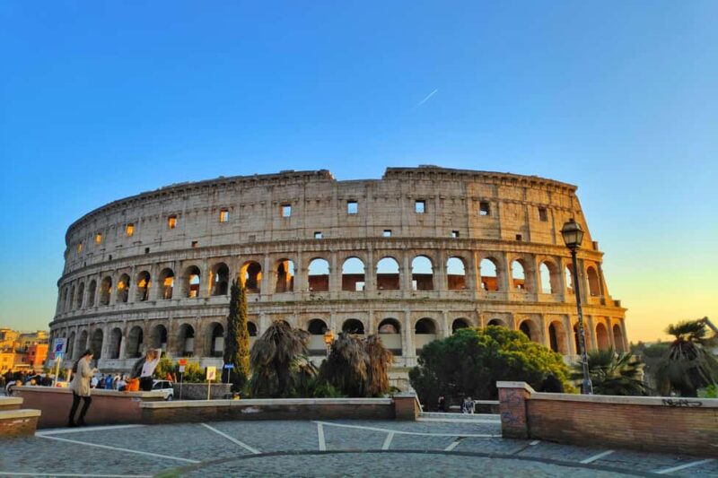 Rome: Colosseum Express Tour with Expert Guide - Pacing, Crowds, and Lighting Conditions