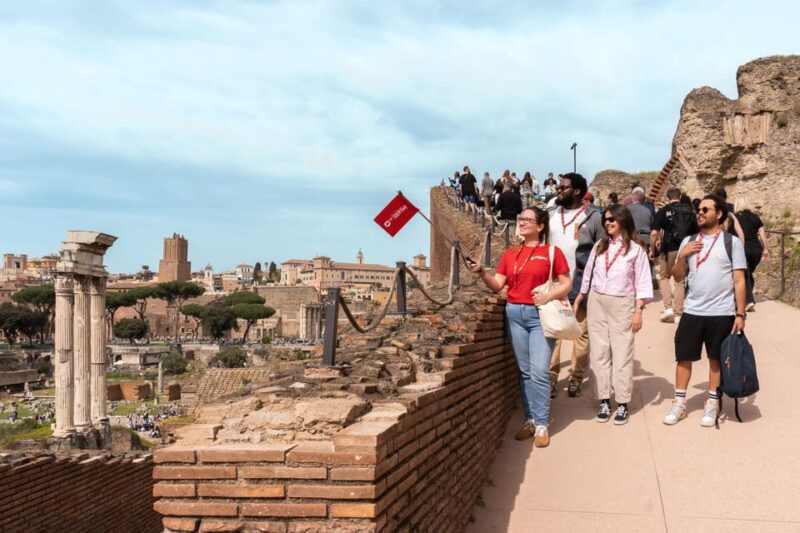 Rome: Colosseum, Forum, and Palatine Tour - The Guide Experience and Tour Pacing
