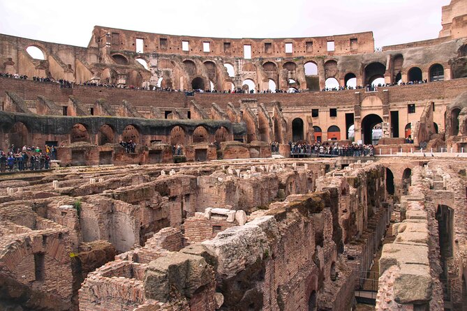 Rome: Colosseum, Forum & Palatine Hill Guided Tour  Best Value - The Guide Experience: Knowledgeable and Engaging