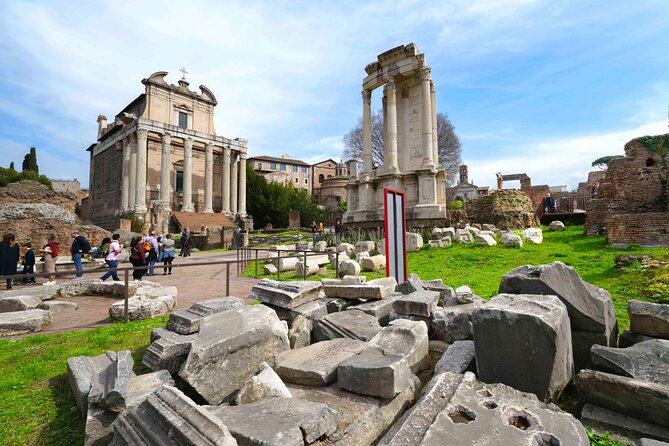 Rome: Colosseum, Forum & Palatine Hill Guided Tour  Best Value - Cost and Value for Money