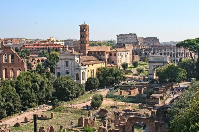 Rome: Colosseum, Forum, & Palatine Hill with Audio Guide - Climbing Palatine Hill for Panoramic Views