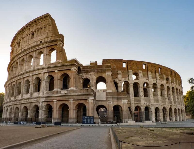 Rome: Colosseum Guided Tour - The Guide’s Style: Engaging and Informative