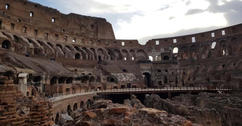 Rome: Colosseum, Palatine Hill and Roman Forum Guided Tour - Practical Details: Logistics and Group Dynamics