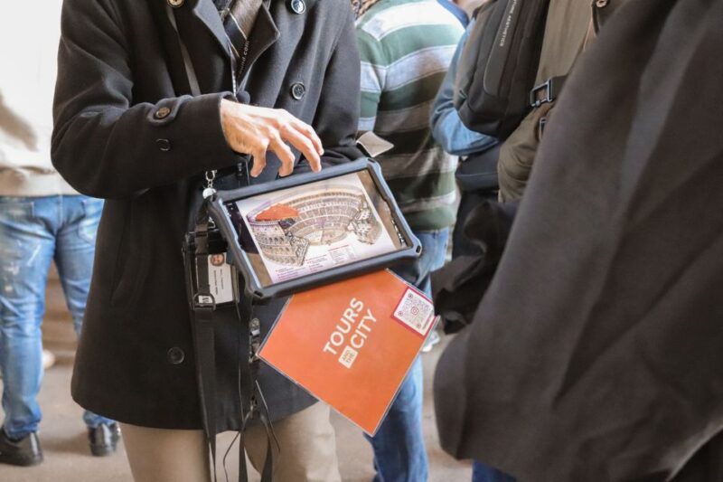 Rome: Colosseum, Roman Forum and Palatine Hill Guided Tour - Comparing the Tour with Similar Options