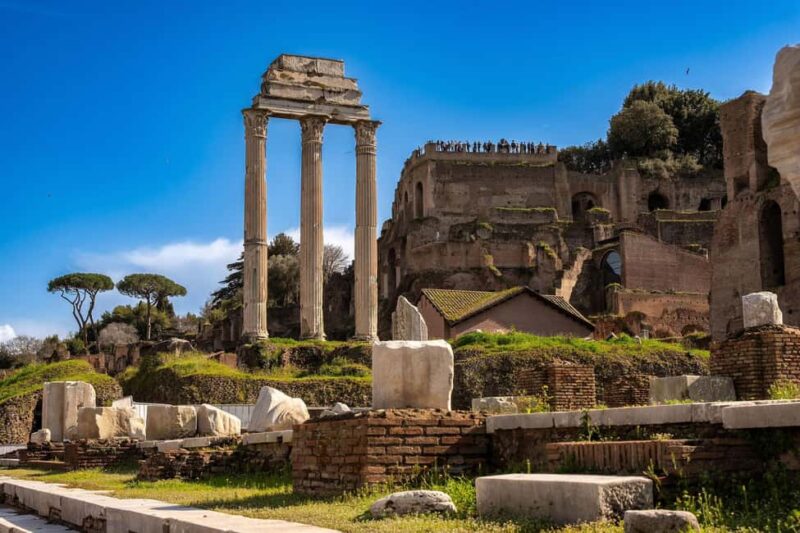 Rome: Colosseum, Roman Forum, and Palatine Hill Tour - Touring the Colosseum with Reserved Access