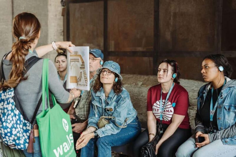 Rome: Colosseum, Roman Forum & Palatine Hill Guided Tour - Ascending Palatine Hill to Find the City’s Roots