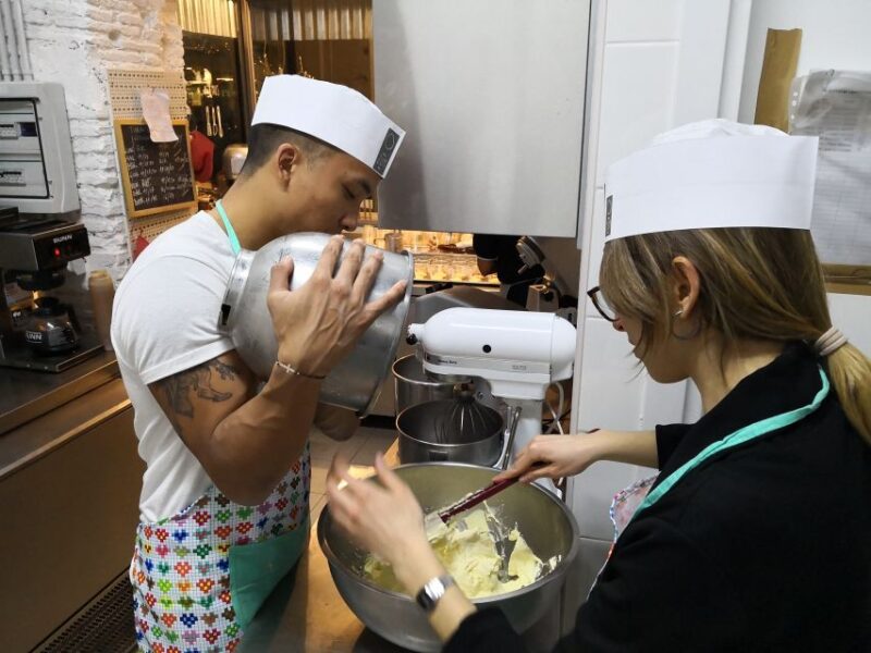 Rome cooking: Gelato & Tiramisu with savoiardi Baking class - Why This Cooking Class Stands Out in Rome