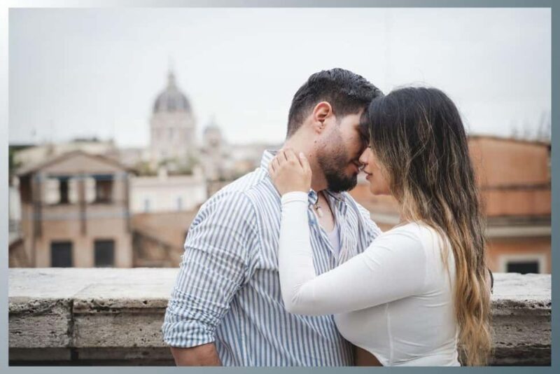 Rome: Couple Photoshoot  Iconic & Romantic - How the Photographer Guides You to Capture Natural Moments