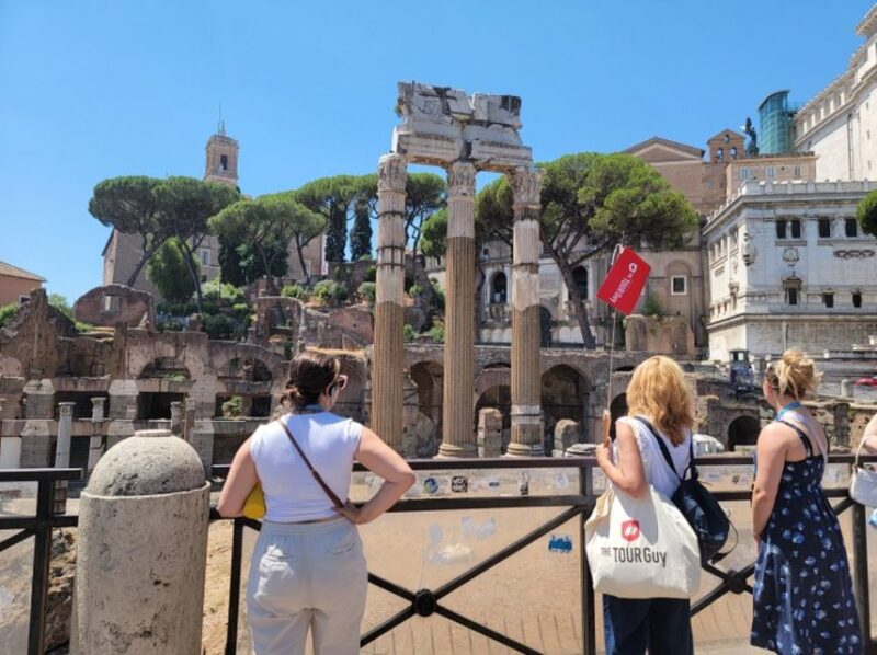 Rome Day Tour: Colosseum & Skip-the-Line Sistine Chapel - Scenic Walks and Iconic Squares in Rome