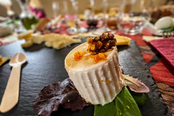 Rome Dinner Food Tasting with Wine Pairing Experience Trastevere - Practical Details: Group Size, Accessibility, and Booking Tips