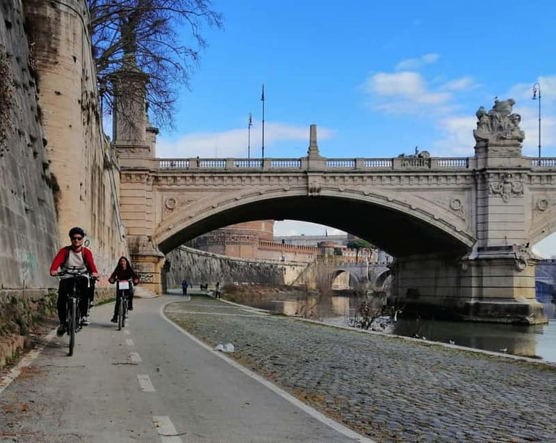 Rome: E-bike Tiber River Tour > Hidden Gems & Local Treats - Why Choose This E-bike Tiber River Tour in Rome?