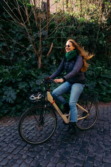 Rome: E-bike Tour From The Circus Maximus To The Catacombs - Who Will Enjoy This E-Bike Tour?