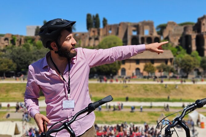 Rome E-Bike Tour with a local! (and a traditional snack) - From the Colosseum to the Pantheon: A Full City Loop