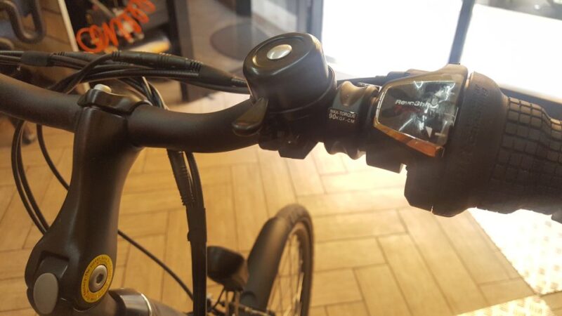 Rome: Electric Bike Rental - Explore Romes Streets Effortlessly on an Electric Bike