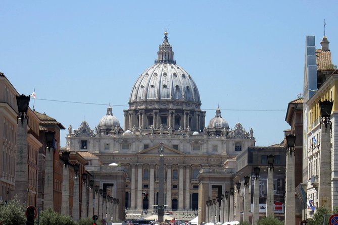 Rome Elegance: 3-Hour Private Chauffeur Tour in Style - The Appian Way and Surrounding Estates: An Unexpected Highlight