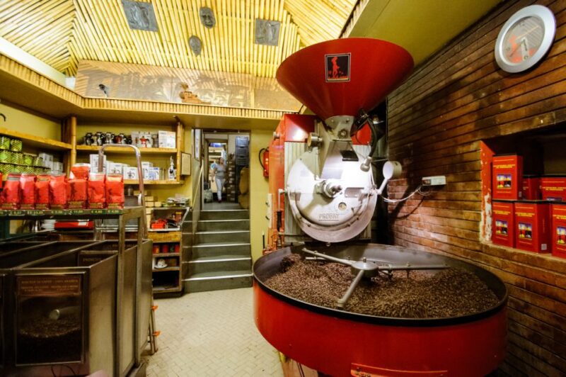 Rome: Espresso, Gelato and Tiramisù Tasting Tour - Learning from a Knowledgeable Foodie Guide