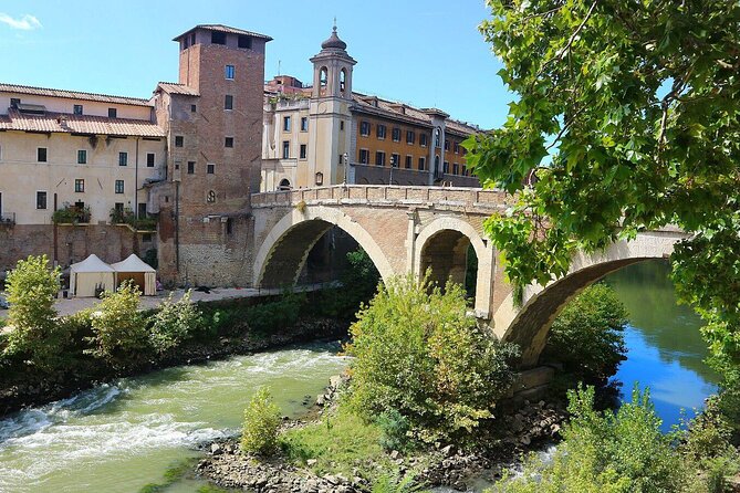 Rome: Explore the Top Highlights on a Private Golf Cart Tour - Visiting Santa Cecilia in Trastevere