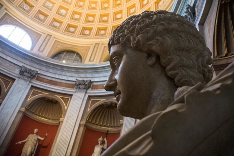 Rome: Fast Track Vatican Museums & Sistine Chapel Tour - The Guide’s Style and Group Dynamics