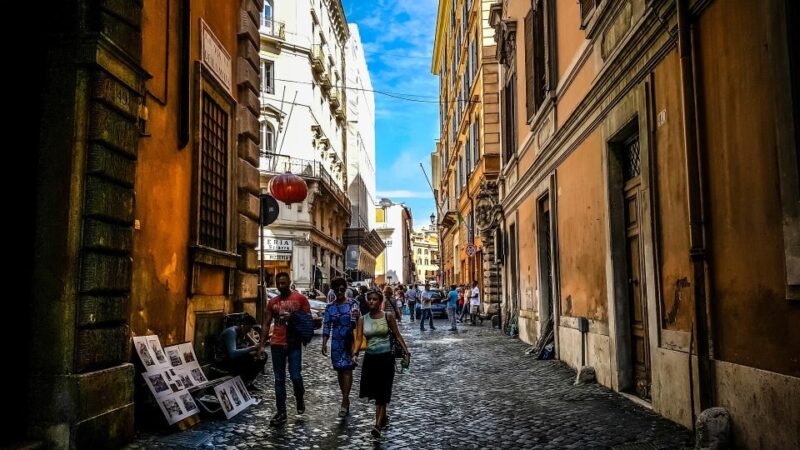 Rome: Food and Wine Tour, Trastevere and Jewish Ghetto - Walking Towards Tiber Island and Into the Jewish Ghetto