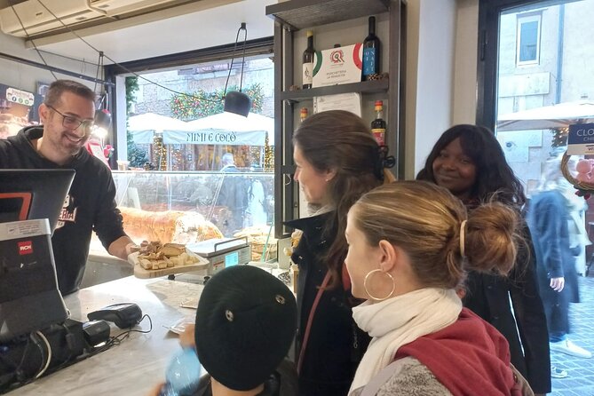 Rome Food Tasting Tour in Trastevere - Exploring Piazza Navonas Artistic Flavors