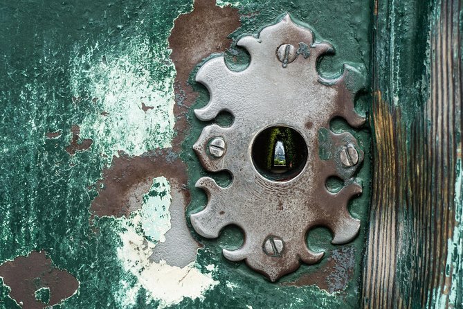 Rome for Kids: Highlights & Colosseum Adventure - Discovering Piazza Navona