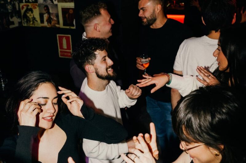 Rome: Forbidden History Walking Tour & Pub Crawl with Drinks - Focus on Safe, Responsible Drinking