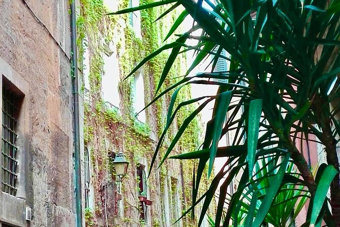 Rome friendly Tour Gelato Pizza Football and PlayGround - Engaging Play and Food in Trastevere Neighborhood