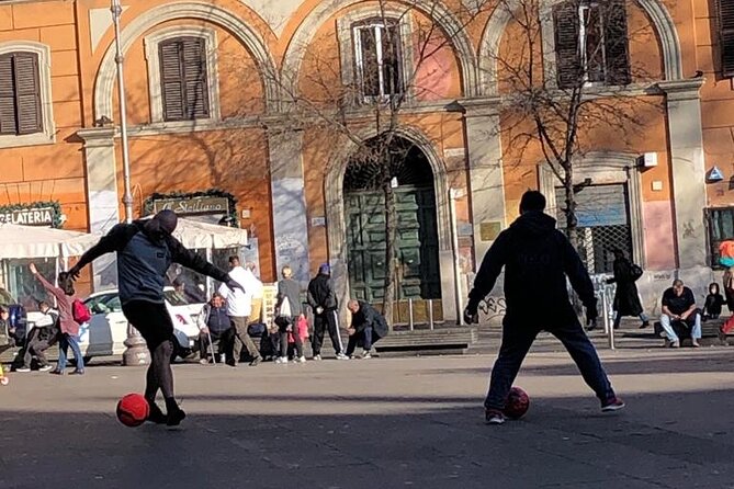 Rome friendly Tour Gelato Pizza Football and PlayGround - Food and Gelato Stops in Rome’s Trastevere