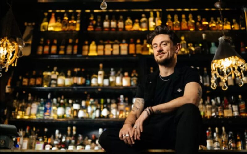 Rome: Guided Bar Crawl in Trastevere - Safety, Comfort, and Group Size