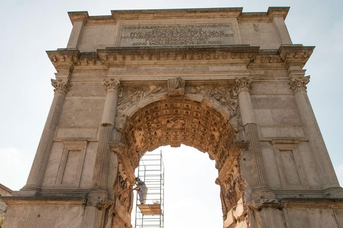 Rome: Guided Group Tour of Colosseum, Roman Forum & Palatine Hill - The Guide’s Style and Group Experience