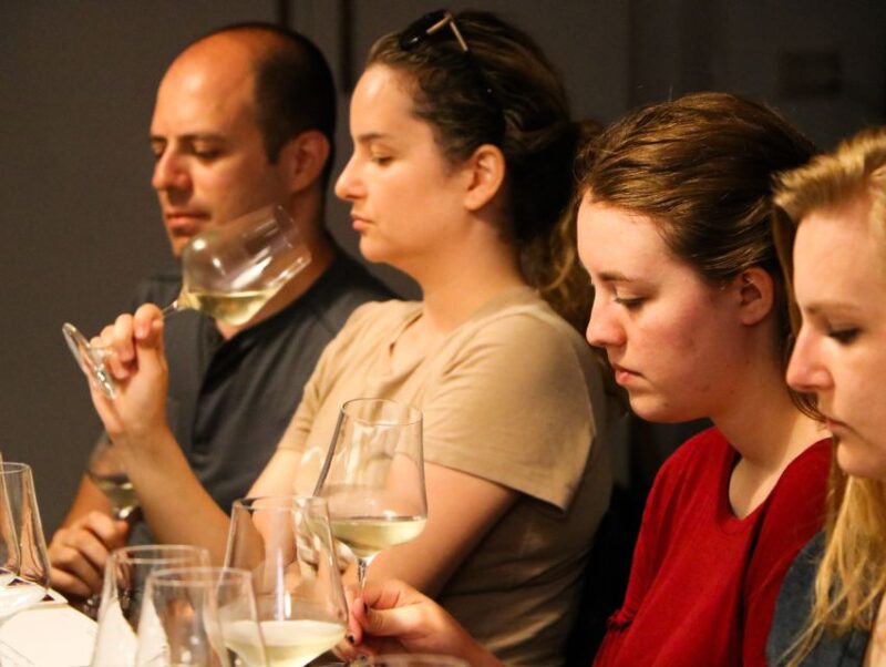 Rome: Guided Italian Wine Tasting Experience - Education Focus: Describing and Choosing Wines