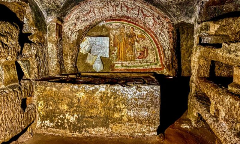 Rome: Guided Roman Catacombs Tour with Transfers - Comfortable Group Size and Multilingual Guides
