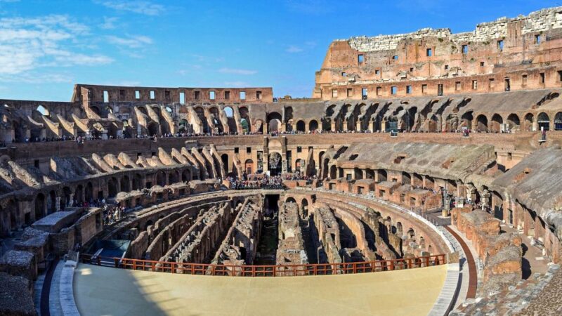 Rome: Guided Tour of Colosseum, Roman Forum & Palatine Hill - Climbing Palatine Hill for Panoramic Views and Ruins