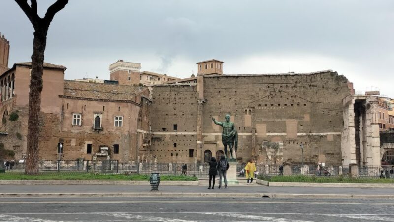 Rome: Guided Walking Tour with Headsets - Frequently Asked Questions