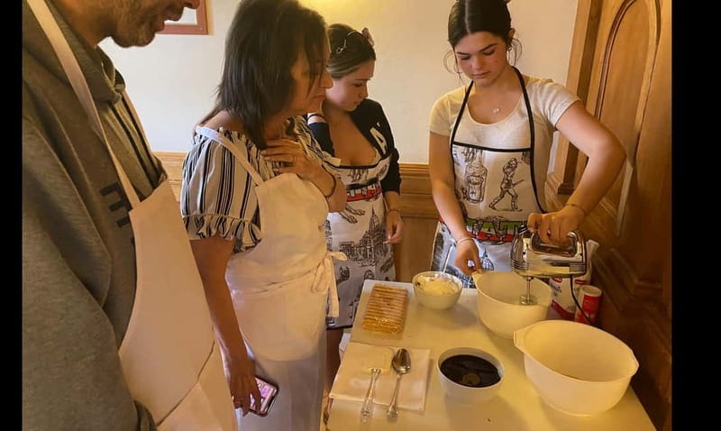 Rome: Hands-On Pasta & Tiramisu Class - Practical Details: Meeting Point and Booking Flexibility