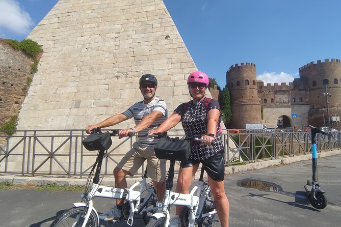 Rome Highlights by E-Bicycle - Guide Expertise and Personal Touch