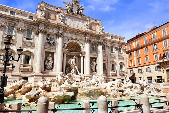 Rome Highlights By Electric Bicycle Private Tour - Iconic Squares and Panoramic Views