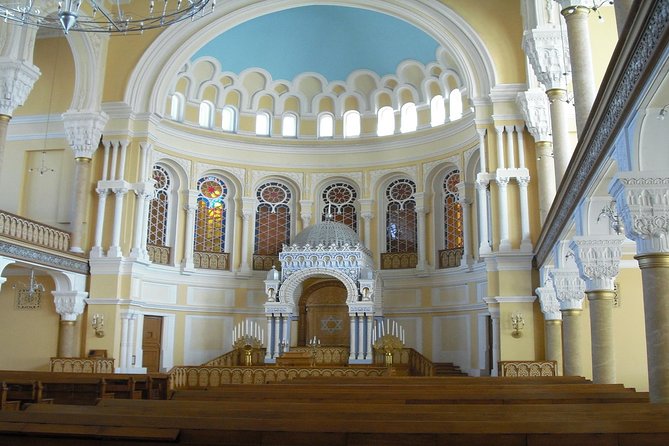 Rome: History and Flavors of the Jewish Ghetto, Semi-Private Tour - Visiting the Jewish Ghetto and its Cultural Heritage