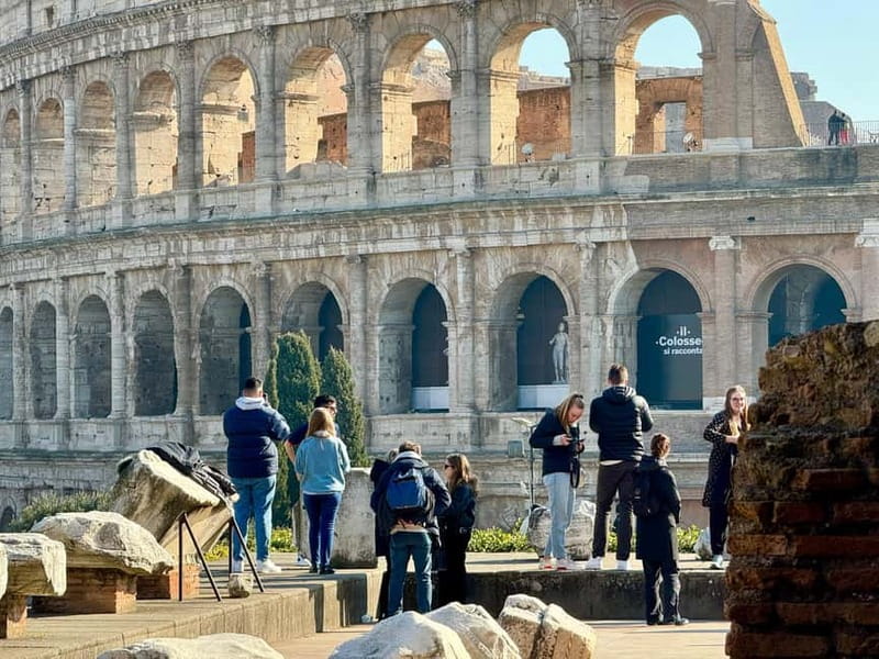 Rome: Hop-on Hop-off Bus and Colosseum, Ancient Rome Tour - Visiting the Colosseum with Priority Access and Audio Guides