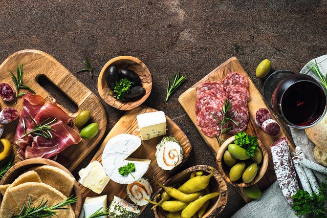 Rome : Horseback Riding with meals and wine included - Delicious Roman Cuisine and Regional Wine