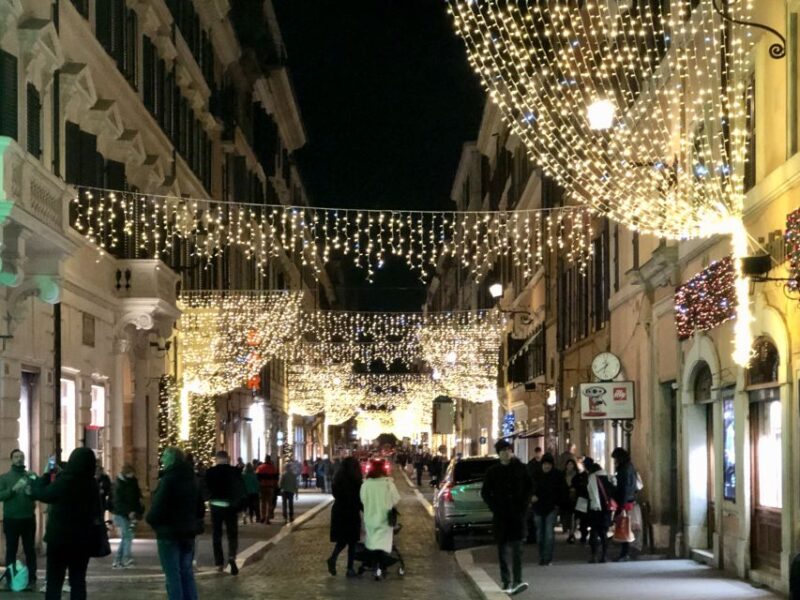 Rome Illuminated: Christmas Lights Walking Tour - The Charm of Christmas Decorations and Lights