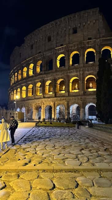 Rome Illuminated. Night Tour in Van - Key Points