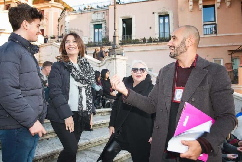 Rome: Interactive Tour with Licensed Guide - What to Bring for a Comfortable Experience