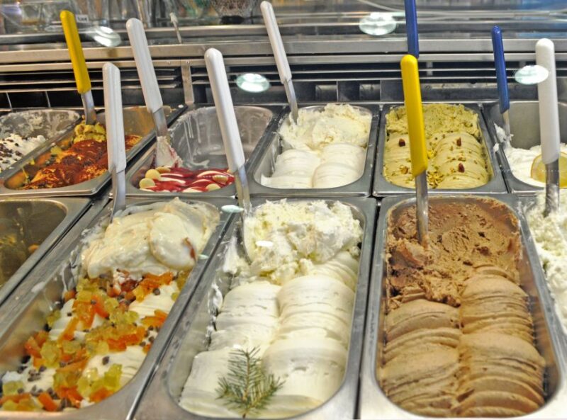 Rome: Jewish Ghetto & Campo de Fiori by Night Food Wine Tour - Campo de Fiori and Its Medieval Market Atmosphere