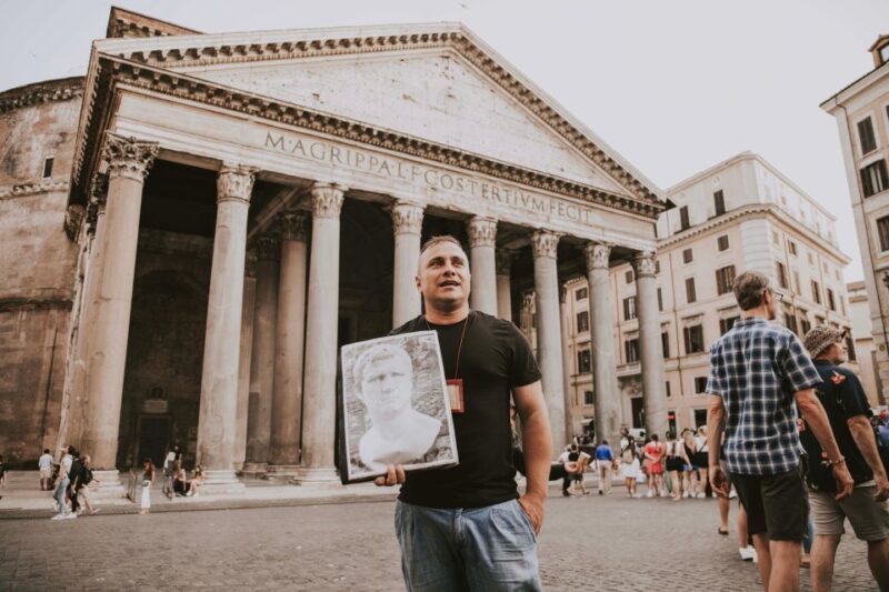 Rome: Julius Caesar & the Emperors' Nighttime Stories Tour - Stories of Julius Caesar’s Assassination at Largo di Torre Argentina