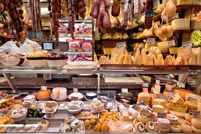 Rome: Lip Smacking 4 hours Foodie Tours in golf cart - The Magic of Night and the Power of Local Guides