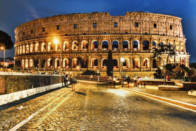 Rome: Live Guided Christmas Night Tour by Double-Decker Bus - Who Will Love This Tour?