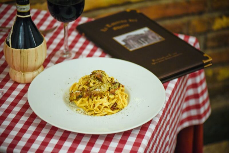 Rome: Lunch or Dinner with typical Roman Dishes - Discover Authentic Roman Cuisine in the Heart of Romes Old Town