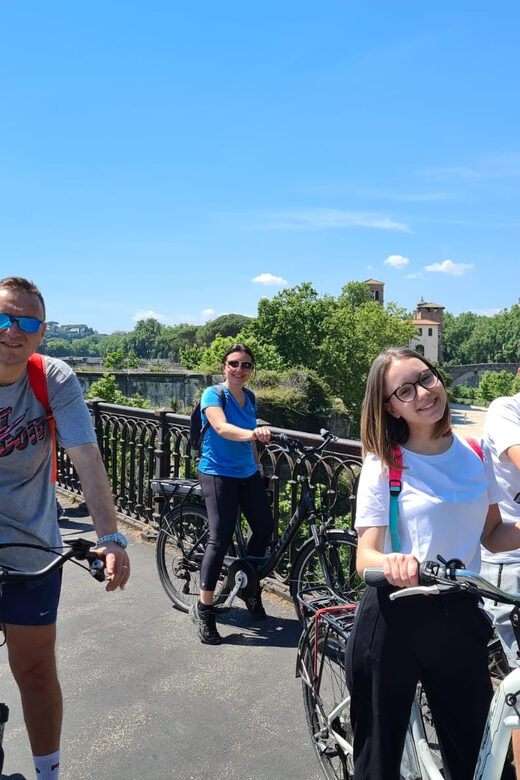 Rome: Monuments and Belvederes Guided E-Bike Tour - Explore Rome’s Famous Monuments and Elegant Belvederes on E-Bikes